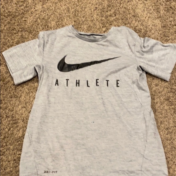 Youth nike tee - Picture 1 of 2